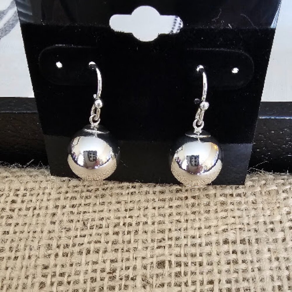 Silpada retired 12mm Bead earrings on French wire (W1371)